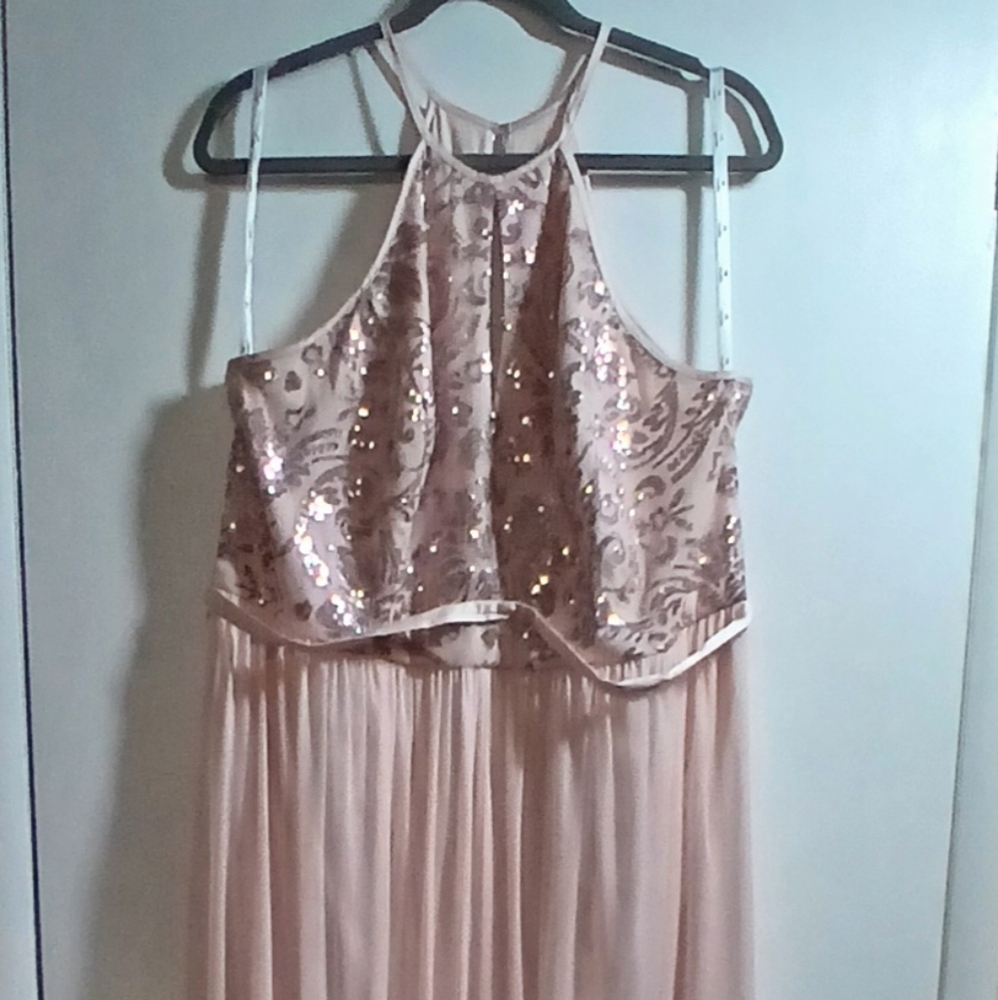 DB Studio Soft Pink Dresssize18‎